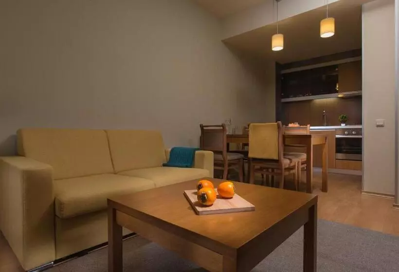 ホテル Apartments Malina