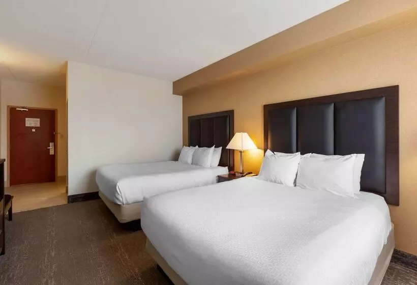 酒店 Best Western Plus Burlington Inn & Suites