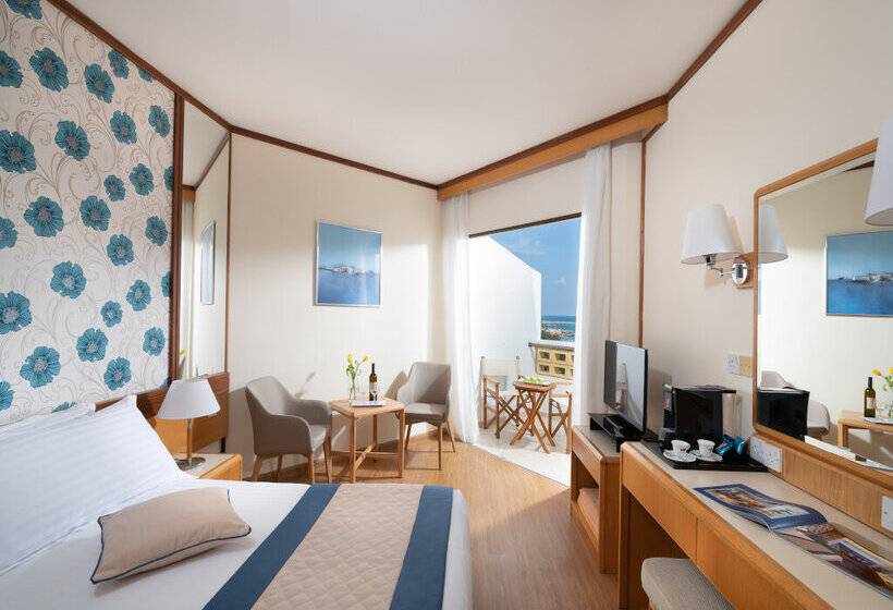 هتل Constantinou Bros Athena Royal Beach