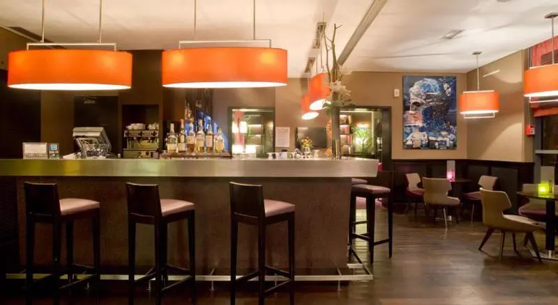 هتل Doubletree By Hilton Paris Boulogne