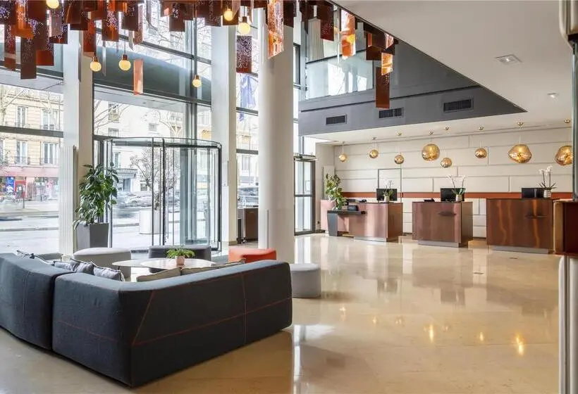 ホテル Doubletree By Hilton Paris Boulogne