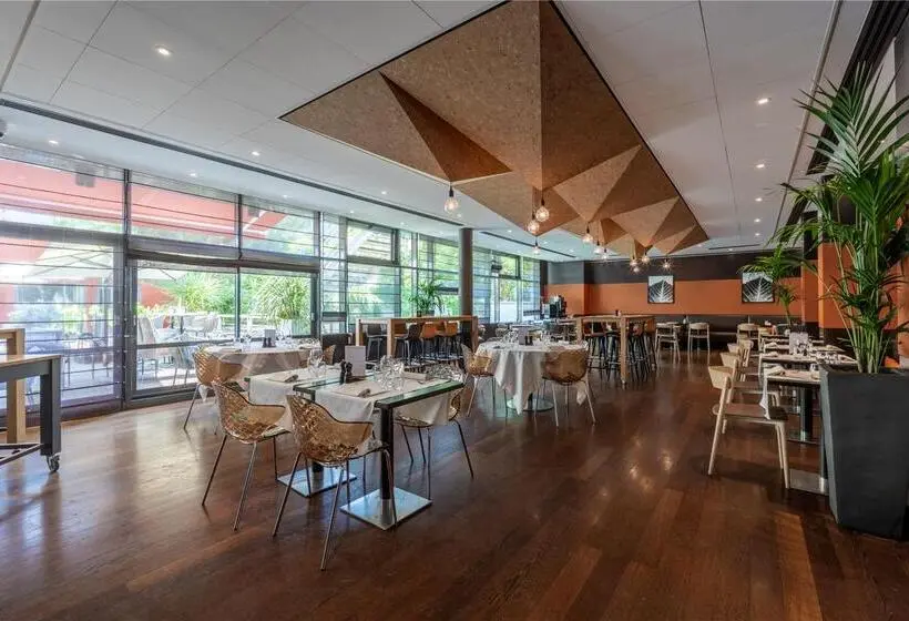ホテル Doubletree By Hilton Paris Boulogne