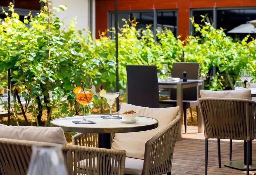 ホテル Doubletree By Hilton Paris Boulogne