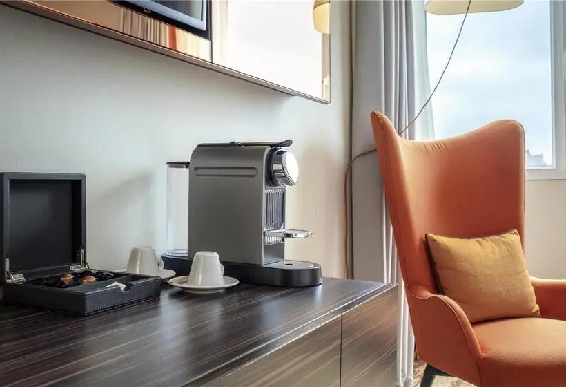 ホテル Doubletree By Hilton Paris Boulogne