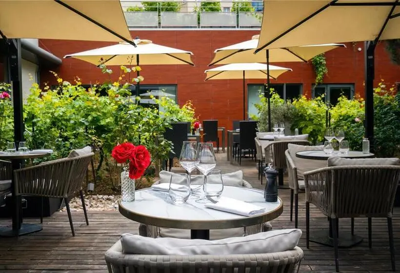 ホテル Doubletree By Hilton Paris Boulogne