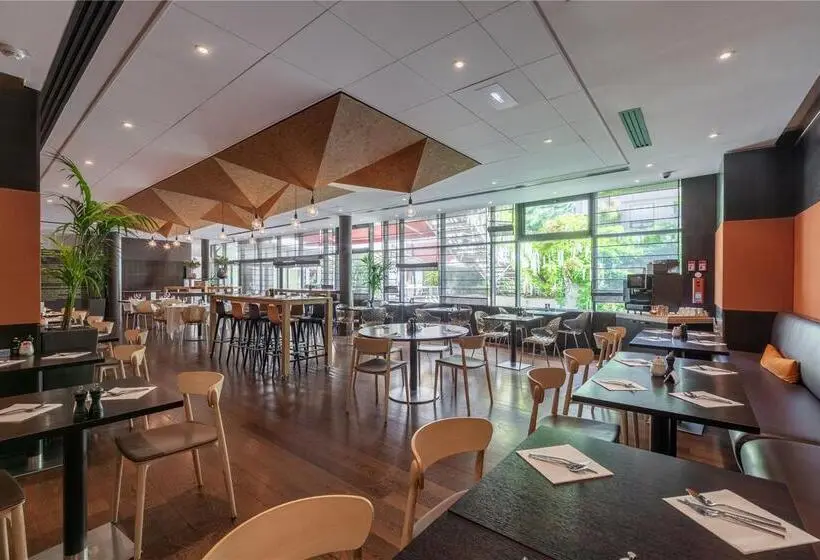 ホテル Doubletree By Hilton Paris Boulogne