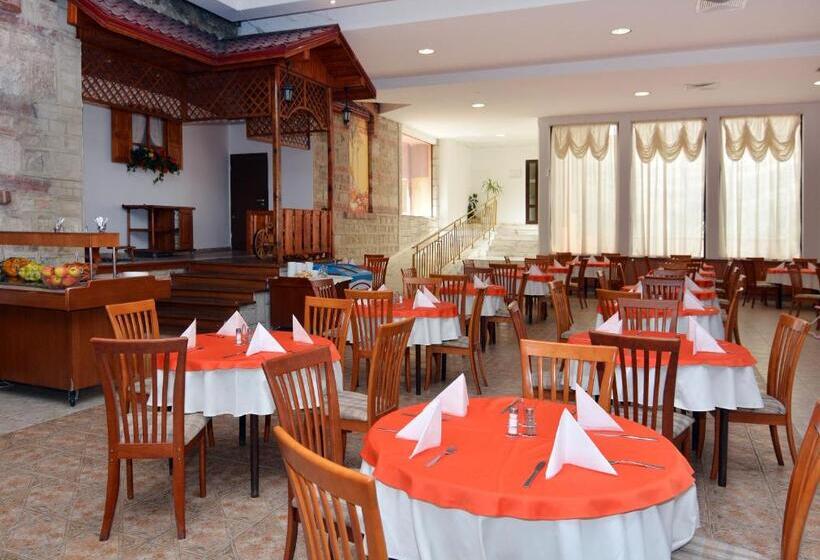 Estreya Residence Hotel And Spa