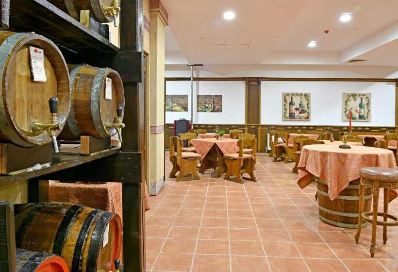 Estreya Residence Hotel And Spa