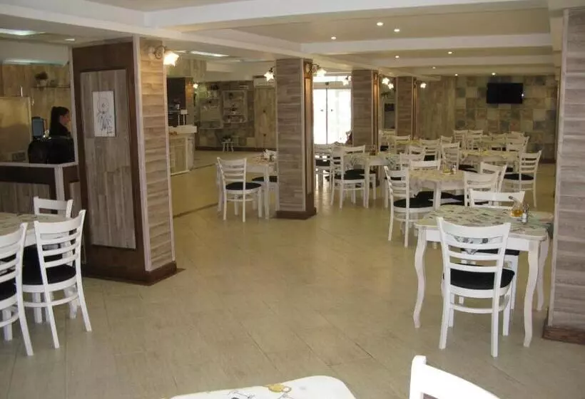 Estreya Residence Hotel And Spa