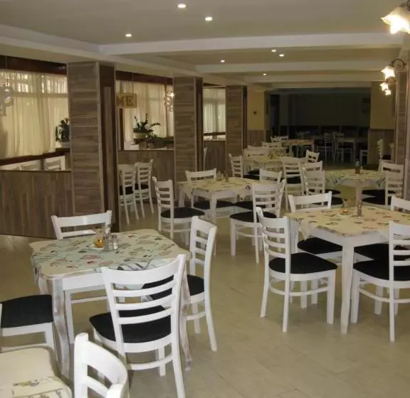 Estreya Residence Hotel And Spa