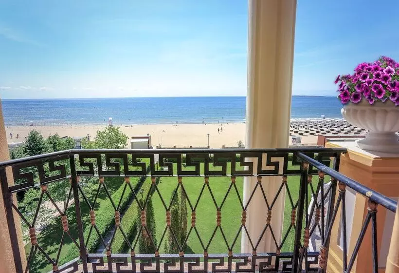 בית מלון כפרי Imperial Palace