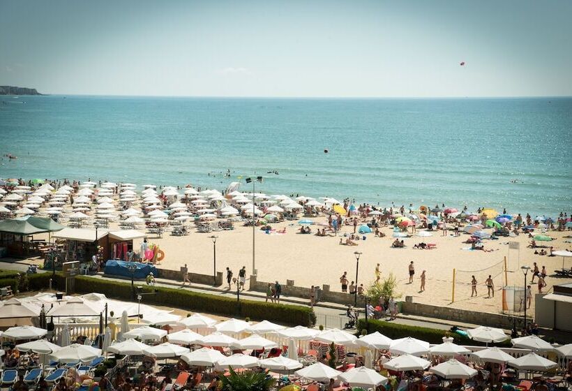 هتل Imperial Palace