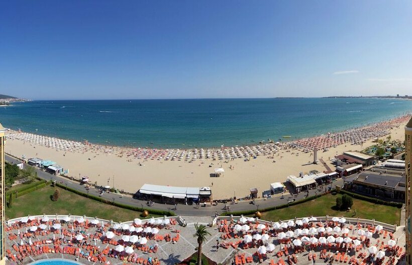 هتل Imperial Palace