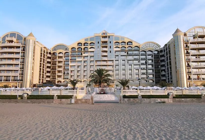 בית מלון כפרי Imperial Palace