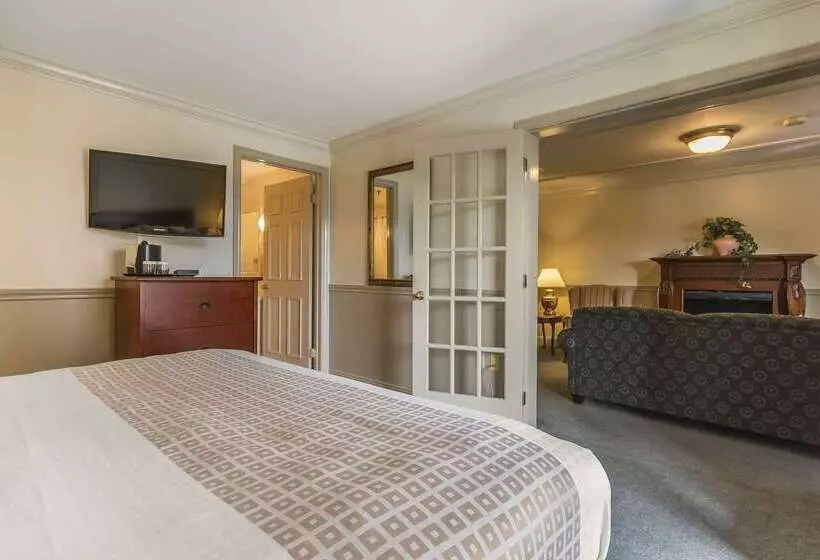 Inn On The Lake, Ascend Hotel Collection