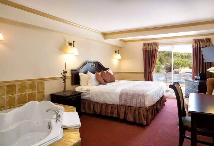 Inn On The Lake, Ascend Hotel Collection