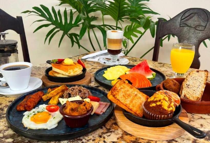 בית מלון כפרי Los Lagos Spa & Thermal Resort Experience