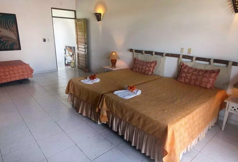 هتل Plaza Lusitania