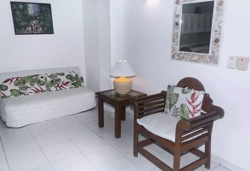 هتل Plaza Lusitania