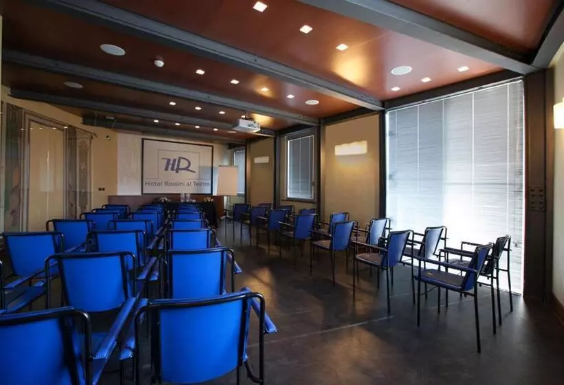 酒店 Rossini Al Teatro