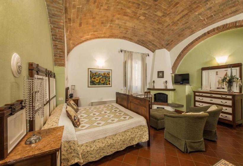 Сельский отель Borgo Tre Rose