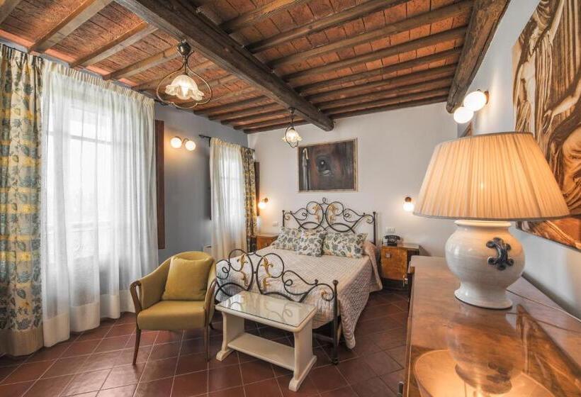 Сельский отель Borgo Tre Rose