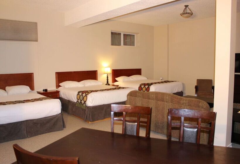 فندق Super 8 By Wyndham Cochrane