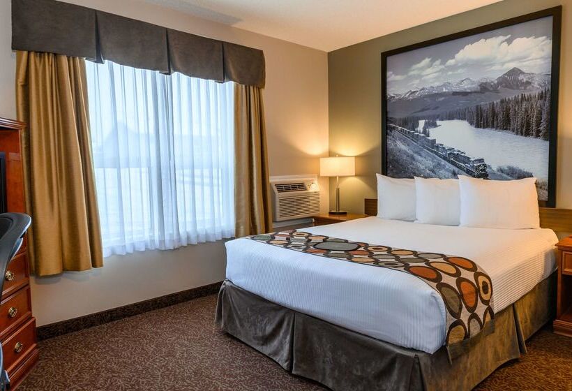 فندق Super 8 By Wyndham Cochrane