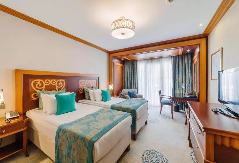 Отель The Arkin Colony