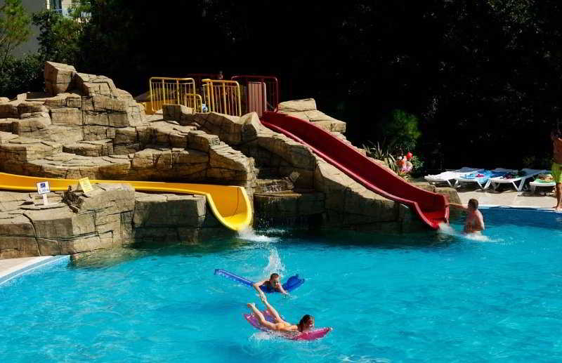 استراحتگاه Helios Spa Hotel   Children Slides, Pool, Entertainment & All Inclusive