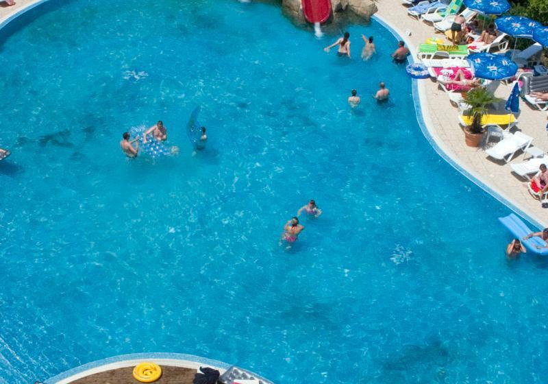 استراحتگاه Helios Spa Hotel   Children Slides, Pool, Entertainment & All Inclusive