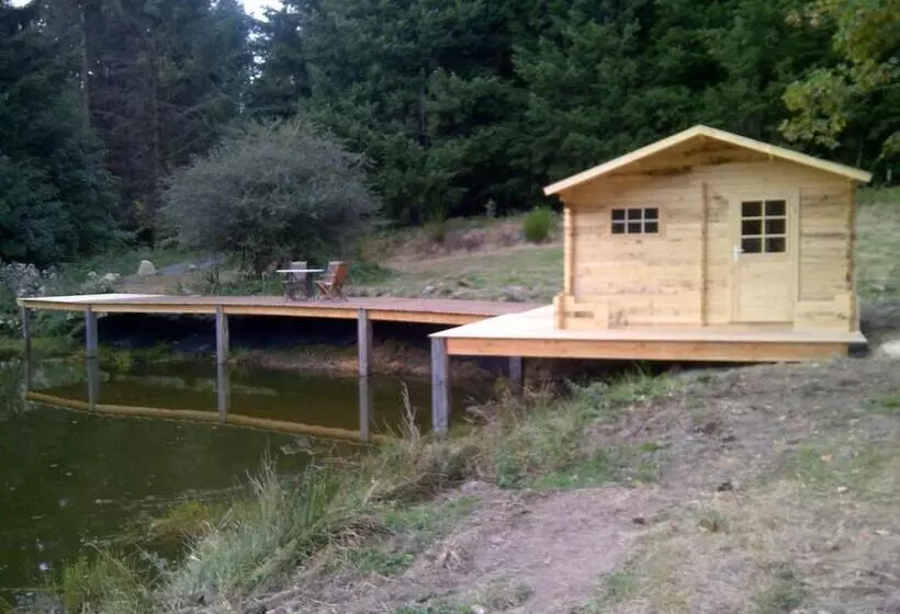 Aamiaismajoitus (B&B) Domaine De Maleval