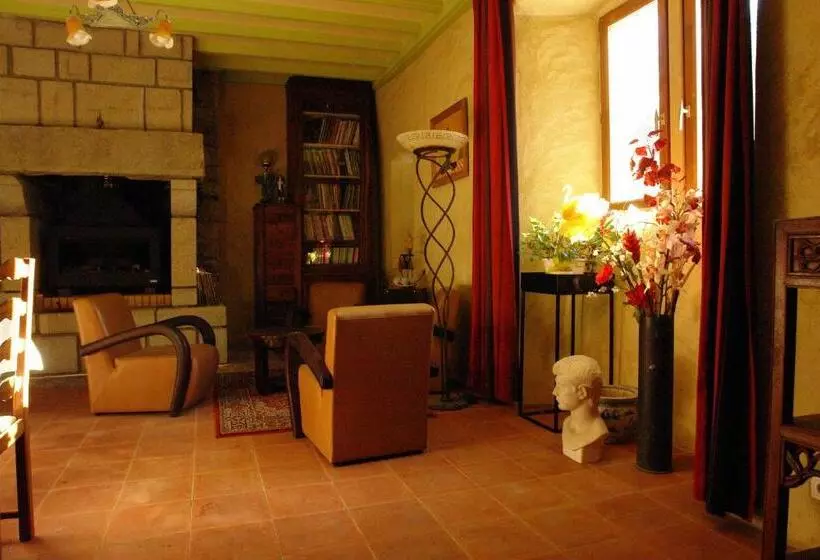 Aamiaismajoitus (B&B) Domaine De Maleval