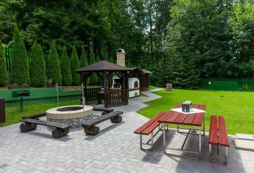 Aamiaismajoitus (B&B) Fehér Sas Panzió