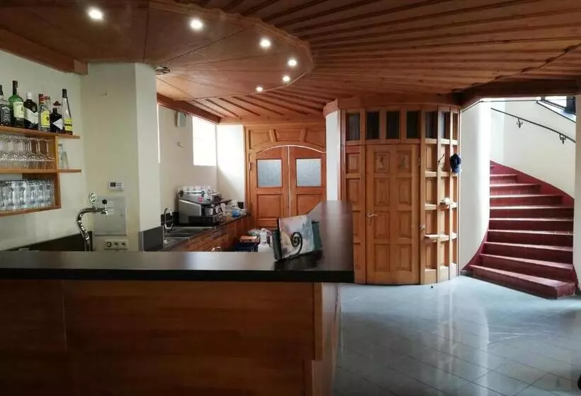 Aamiaismajoitus (B&B) Levanda Panzió