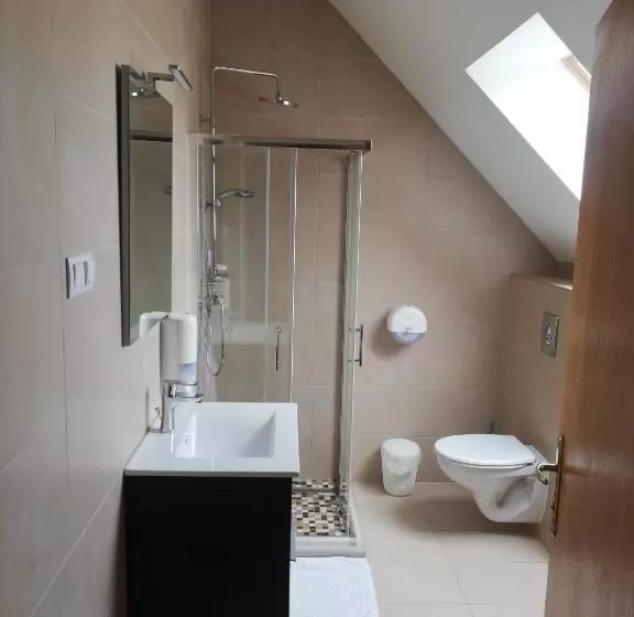 Aamiaismajoitus (B&B) Levanda Panzió