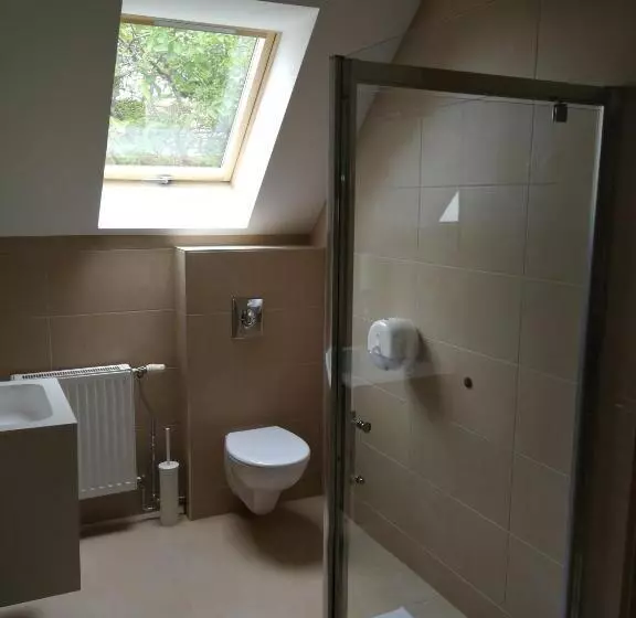 Aamiaismajoitus (B&B) Levanda Panzió