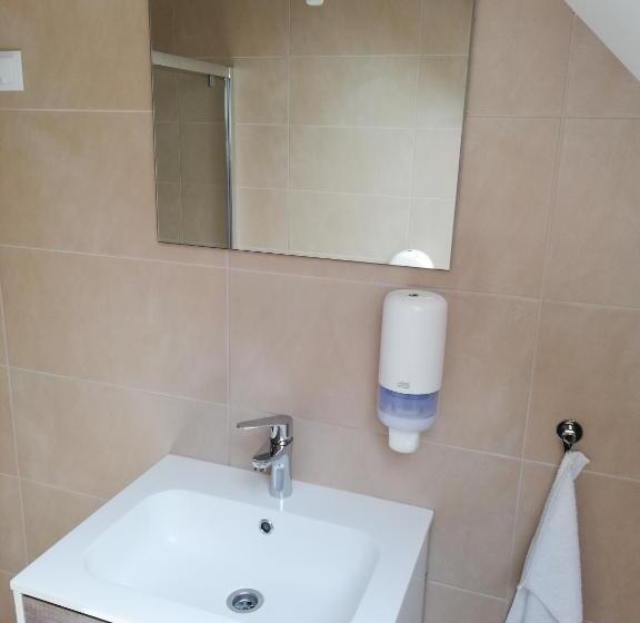 Nocleg ze śniadaniem Levanda Panzió