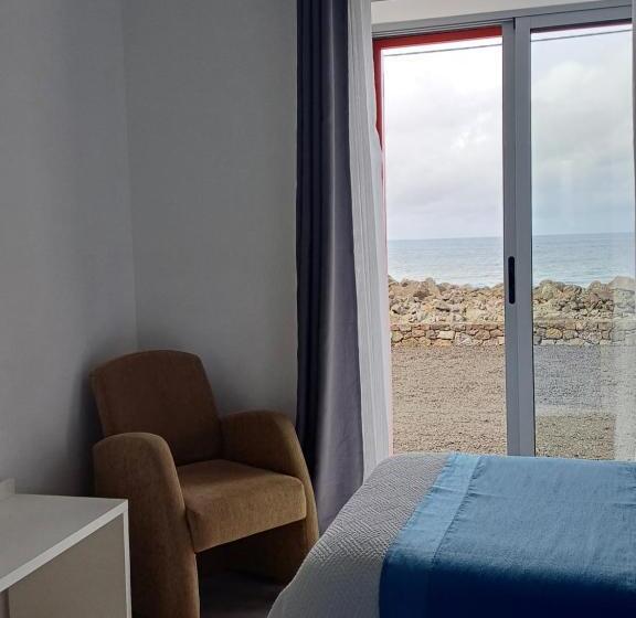 Bed and Breakfast Ocean Breeze