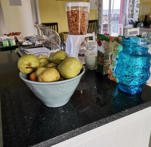 Bed and Breakfast Ocean Breeze