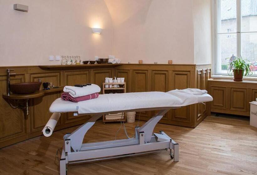 Ea Zamecky Hotel Hruba Skala