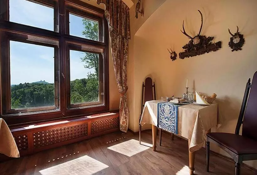 Ea Zamecky Hotel Hruba Skala