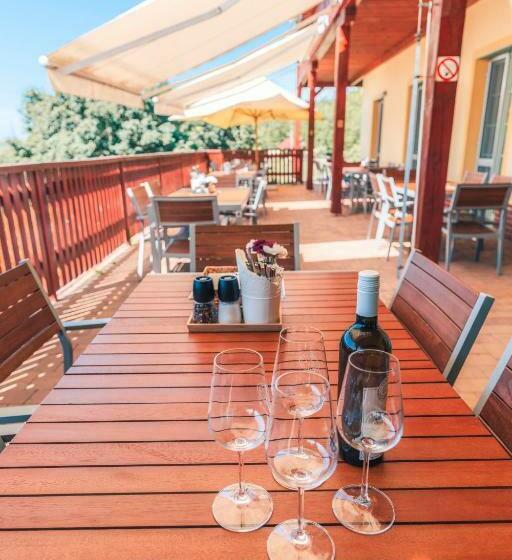 ホテル Farma Ovčí Terasy