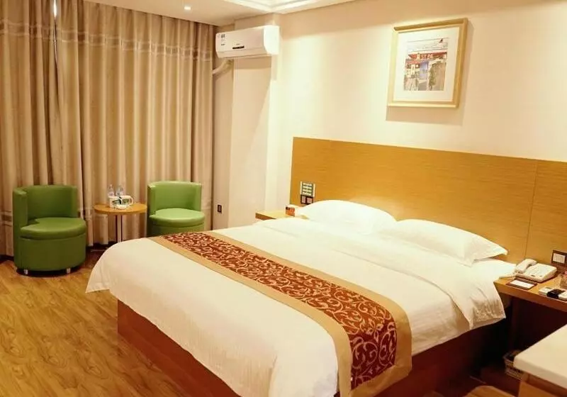 Hotelli Greentree Inn Guangxi Hepu Huanzhusouthrd.transit Center Express