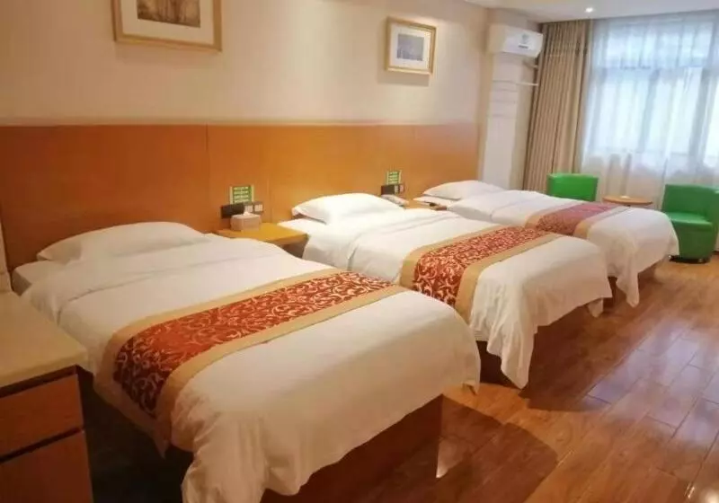 Hotelli Greentree Inn Guangxi Hepu Huanzhusouthrd.transit Center Express