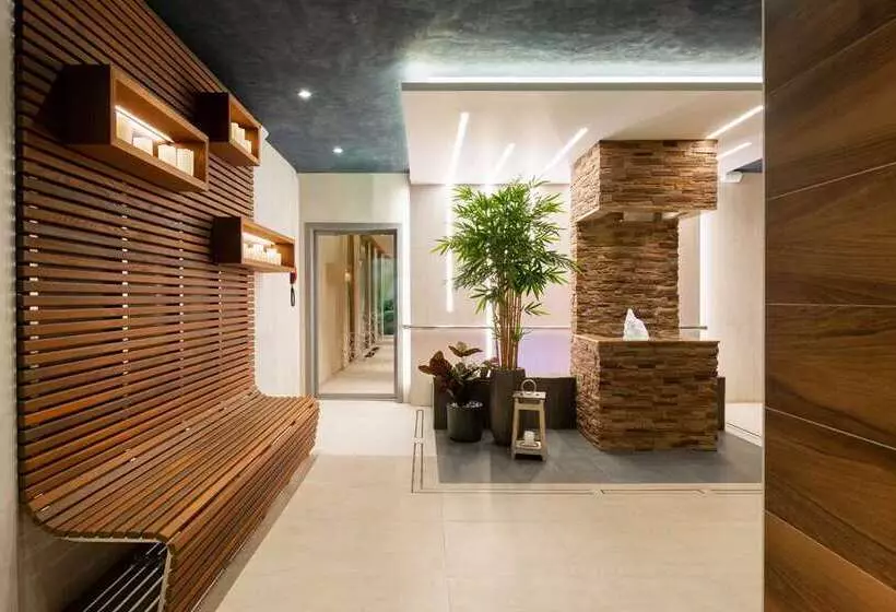 ホテル Hampton By Hilton Krasnodar