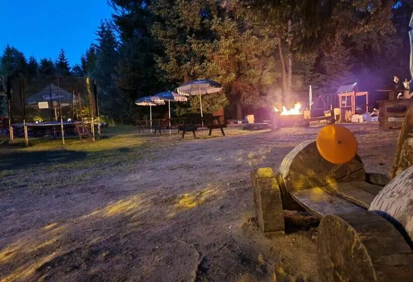 هتل Lesní Chata
