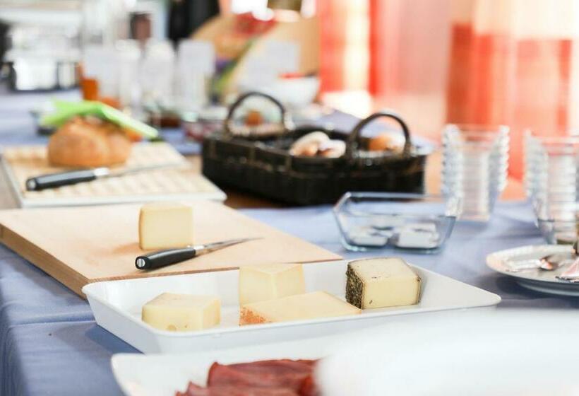 בית מלון כפרי Löwen