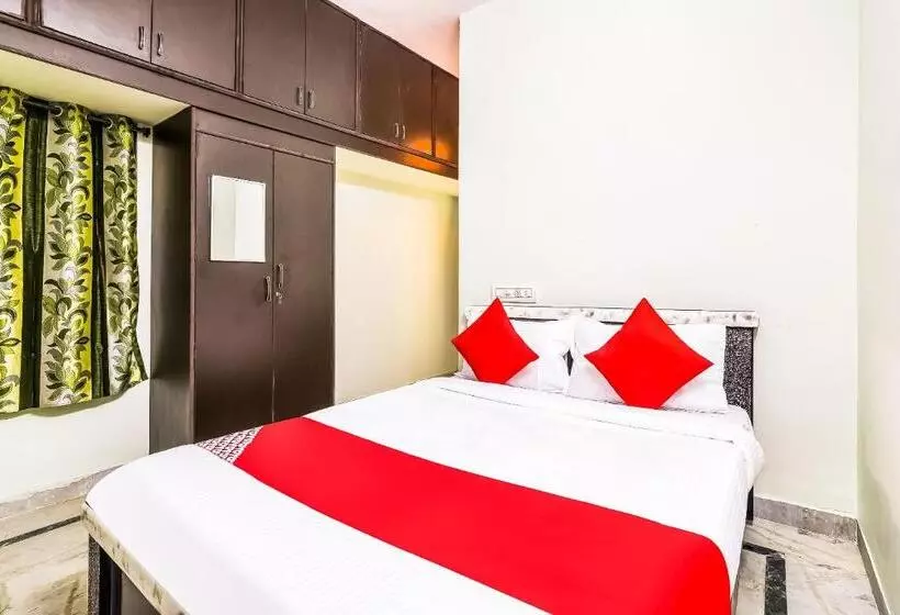 ホテル O Kartikeya Park View Residency
