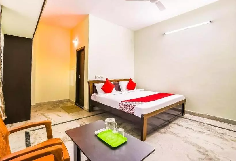 ホテル O Kartikeya Park View Residency